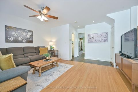 Photo 13 at 8 Fairside Avenue, East York, Toronto