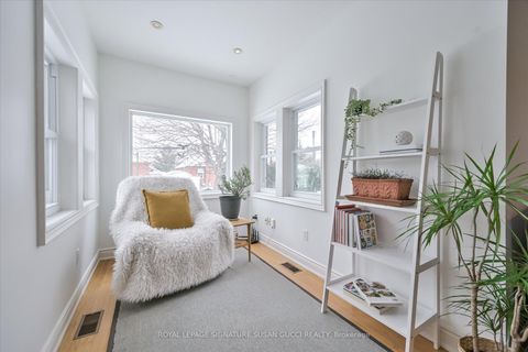 Photo 15 at 8 Fairside Avenue, East York, Toronto