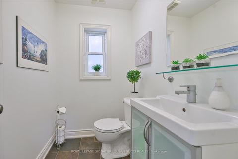 Photo 17 at 8 Fairside Avenue, East York, Toronto