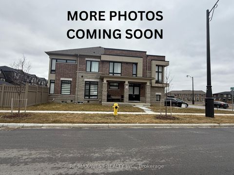 Photo 0 at 4 Haldimand Street S, Kleinburg, Vaughan