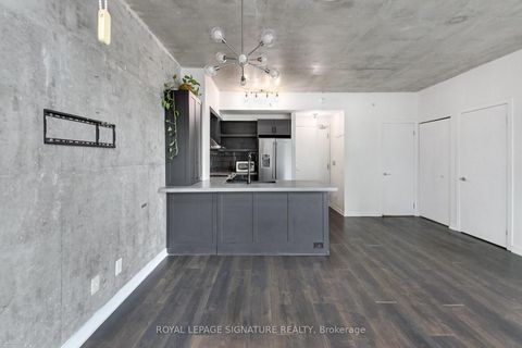 Photo 12 at 811 - 150 East Liberty Street, Niagara, Toronto