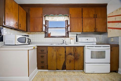 Photo 10 at 1 East Haven Drive, Cliffside, Toronto