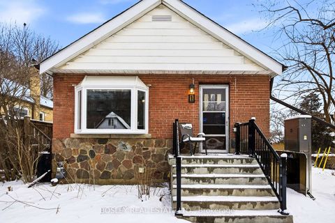 Photo 31 at 1 East Haven Drive, Cliffside, Toronto