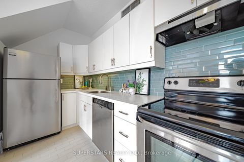 Photo 9 at PH16 - 65 Scadding Avenue, Waterfront Communities C8, Toronto