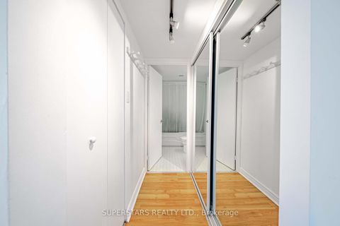 Photo 11 at PH16 - 65 Scadding Avenue, Waterfront Communities C8, Toronto