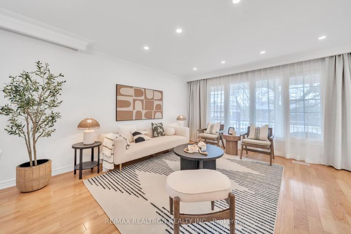 Photo 6 at 109 Brian Drive, Pleasant View, Toronto