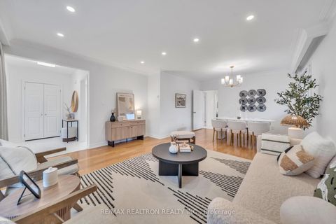 Photo 4 at 109 Brian Drive, Pleasant View, Toronto