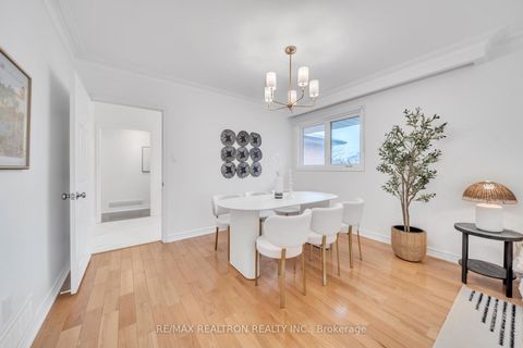 Photo 5 at 109 Brian Drive, Pleasant View, Toronto