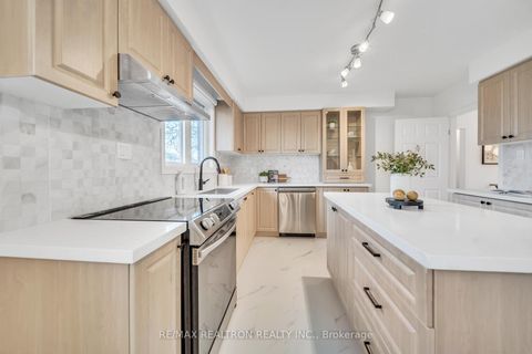 Photo 8 at 109 Brian Drive, Pleasant View, Toronto