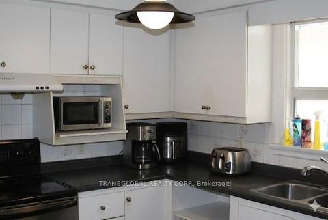 Photo 6 at 77 Wye Valley Road, Dorset Park, Toronto