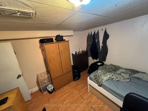 Photo 14 at 77 Wye Valley Road, Dorset Park, Toronto