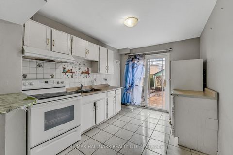 Photo 9 at 20 Kelvin Avenue, Danforth, Toronto