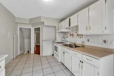 Photo 11 at 20 Kelvin Avenue, Danforth, Toronto