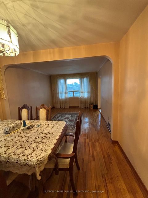 Photo 12 at 14 Ashmore Avenue, Queensway, Toronto