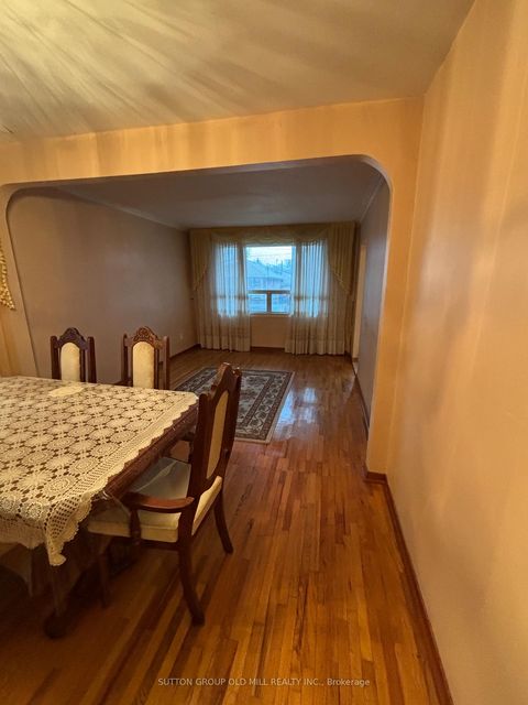 Photo 15 at 14 Ashmore Avenue, Queensway, Toronto