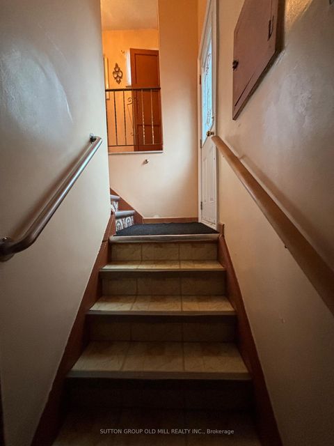 Photo 23 at 14 Ashmore Avenue, Queensway, Toronto