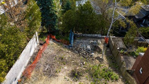 Photo 7 at 379 Ellis Park Road, Swansea, Toronto