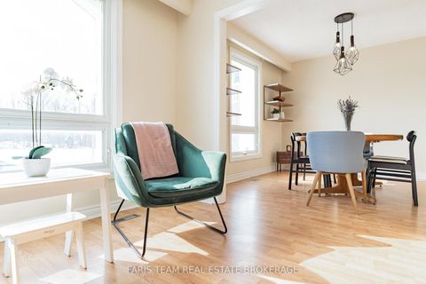 Photo 12 at 20 Indian Arrow Road, North Shore, Barrie