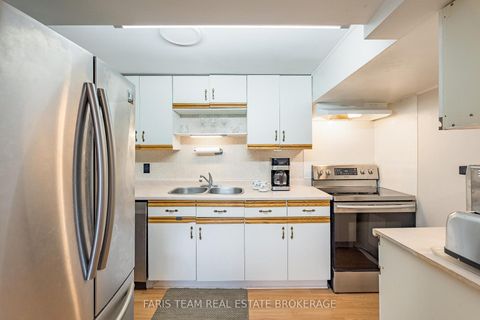 Photo 19 at 20 Indian Arrow Road, North Shore, Barrie