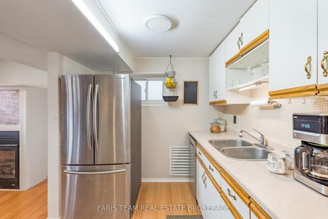 Photo 20 at 20 Indian Arrow Road, North Shore, Barrie