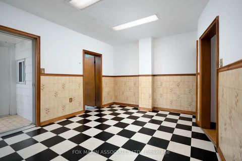 Photo 17 at 38 Bellwoods Avenue, Bellwoods, Toronto