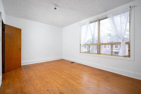 Photo 21 at 38 Bellwoods Avenue, Bellwoods, Toronto