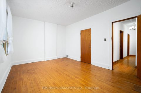 Photo 22 at 38 Bellwoods Avenue, Bellwoods, Toronto