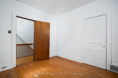 Photo 25 at 38 Bellwoods Avenue, Bellwoods, Toronto