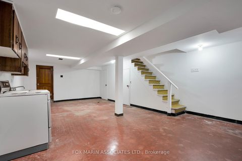 Photo 39 at 38 Bellwoods Avenue, Bellwoods, Toronto