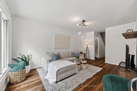 Photo 3 at 46 Rock Fern Way, Don Valley Village, Toronto
