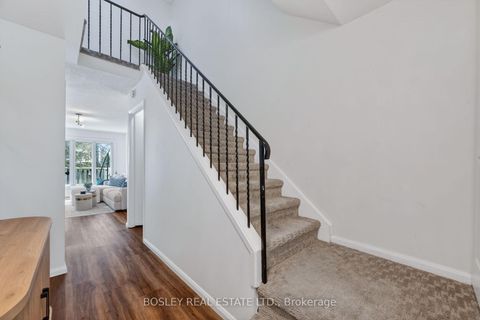 Photo 12 at 46 Rock Fern Way, Don Valley Village, Toronto