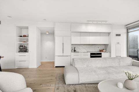 Photo 13 at 1713 - 103 The Queensway Avenue, Swansea, Toronto