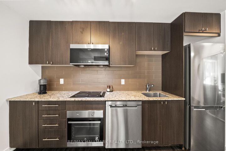 Photo 14 at TH3 - 18 Rean Drive, Bayview Village, Toronto