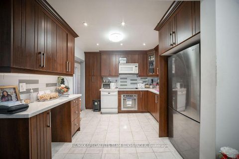 Photo 4 at 19 Buttonwood Avenue, Mount Dennis, Toronto