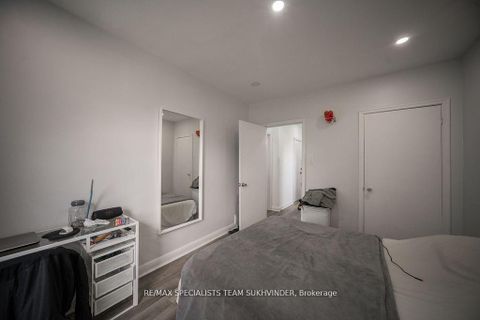 Photo 20 at 19 Buttonwood Avenue, Mount Dennis, Toronto