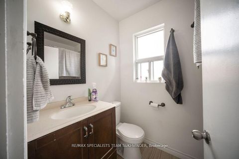 Photo 22 at 19 Buttonwood Avenue, Mount Dennis, Toronto