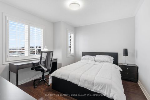 Photo 15 at 101 Monarchy Street, Shore, Barrie