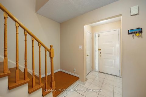 Photo 1 at 820 Bennett Crescent, Pinecrest, Oshawa