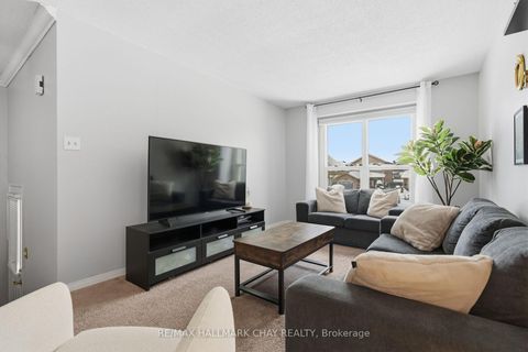 Photo 5 at 6 D'ambrosio Drive, Painswick North, Barrie