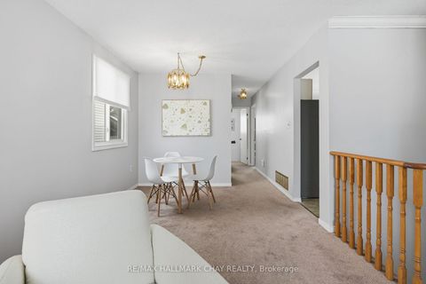 Photo 7 at 6 D'ambrosio Drive, Painswick North, Barrie