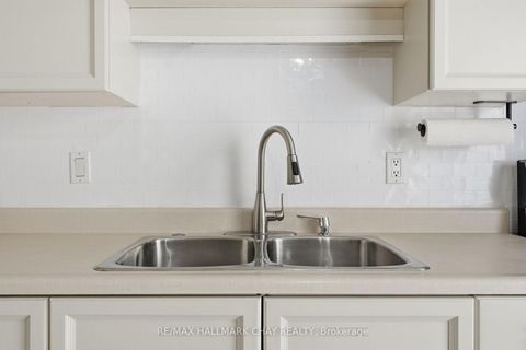 Photo 11 at 6 D'ambrosio Drive, Painswick North, Barrie