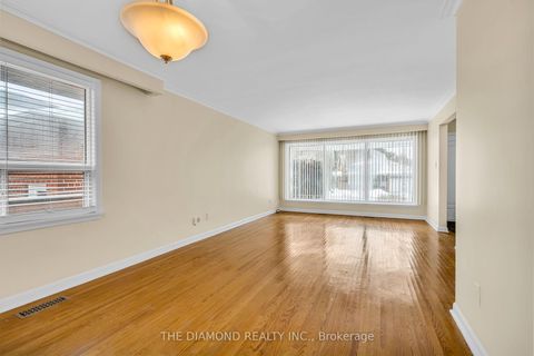 Photo 9 at 100 Summitcrest Drive, Richview, Toronto