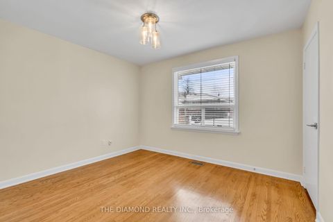 Photo 23 at 100 Summitcrest Drive, Richview, Toronto