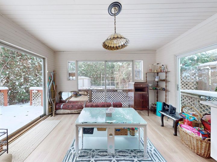 Photo 12 at 9 Malabar Crescent, Central Park, Brampton