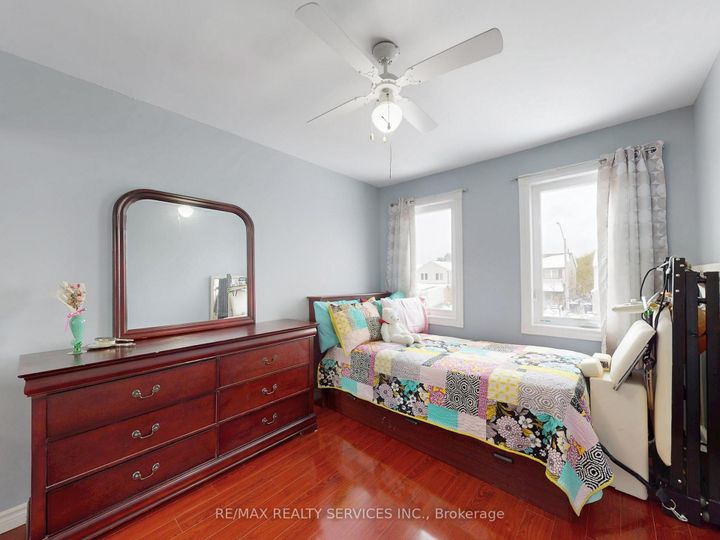 Photo 23 at 9 Malabar Crescent, Central Park, Brampton