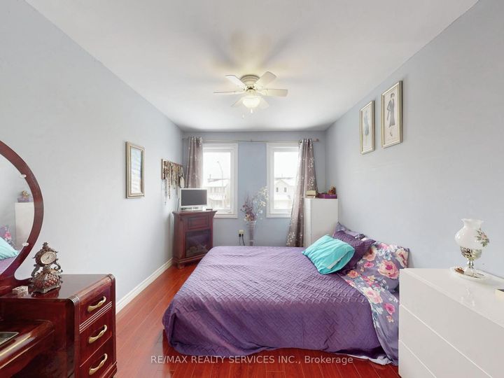 Photo 26 at 9 Malabar Crescent, Central Park, Brampton