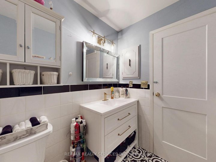 Photo 29 at 9 Malabar Crescent, Central Park, Brampton