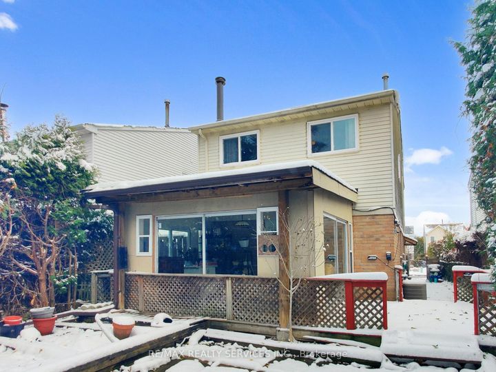 Photo 39 at 9 Malabar Crescent, Central Park, Brampton