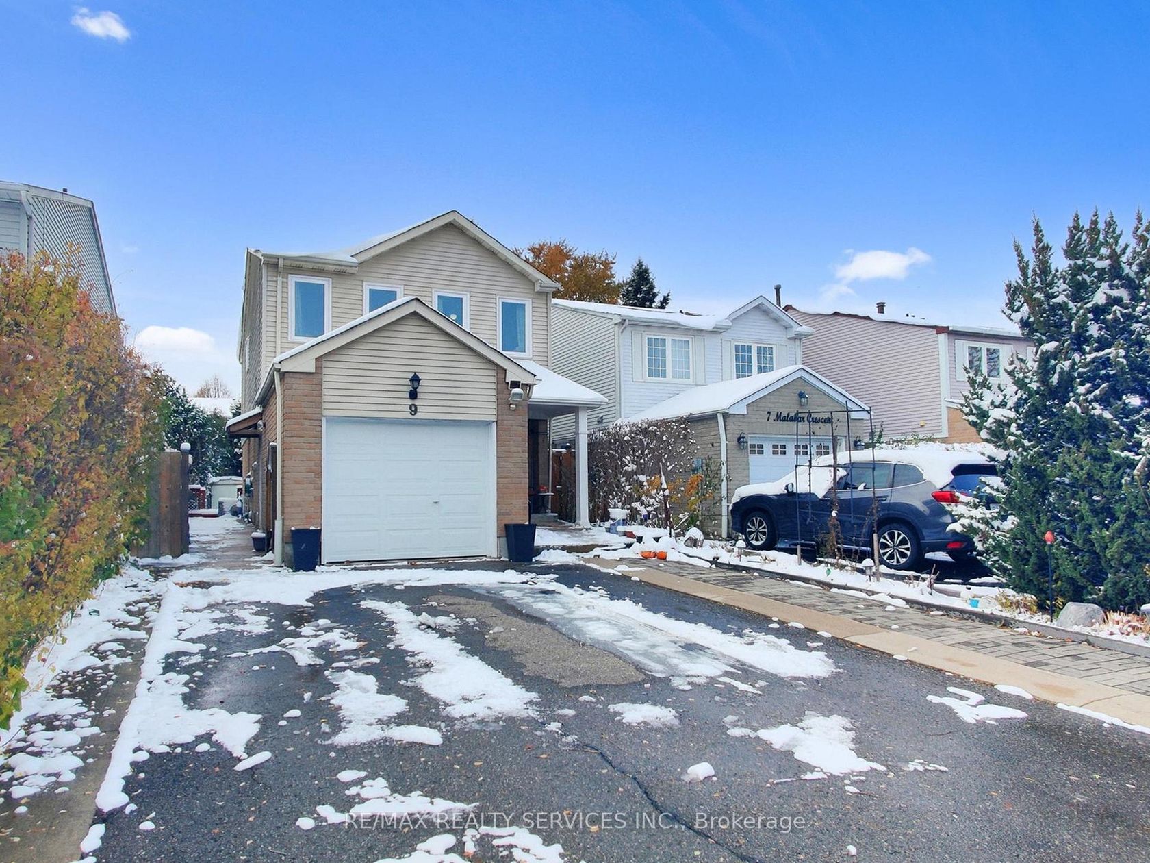 9 Malabar Crescent, Central Park, Brampton 2