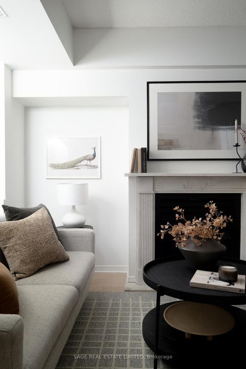 Photo 4 at 119 - 208 Niagara Street, Niagara, Toronto